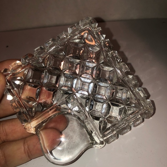 Vintage Glass Salt and Pepper Shaker three piece set on tray- anchor hocking - Picture 2 of 16